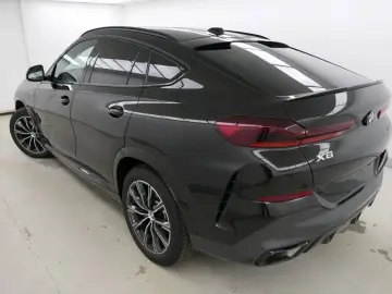 X6 xDr30d M SPORT