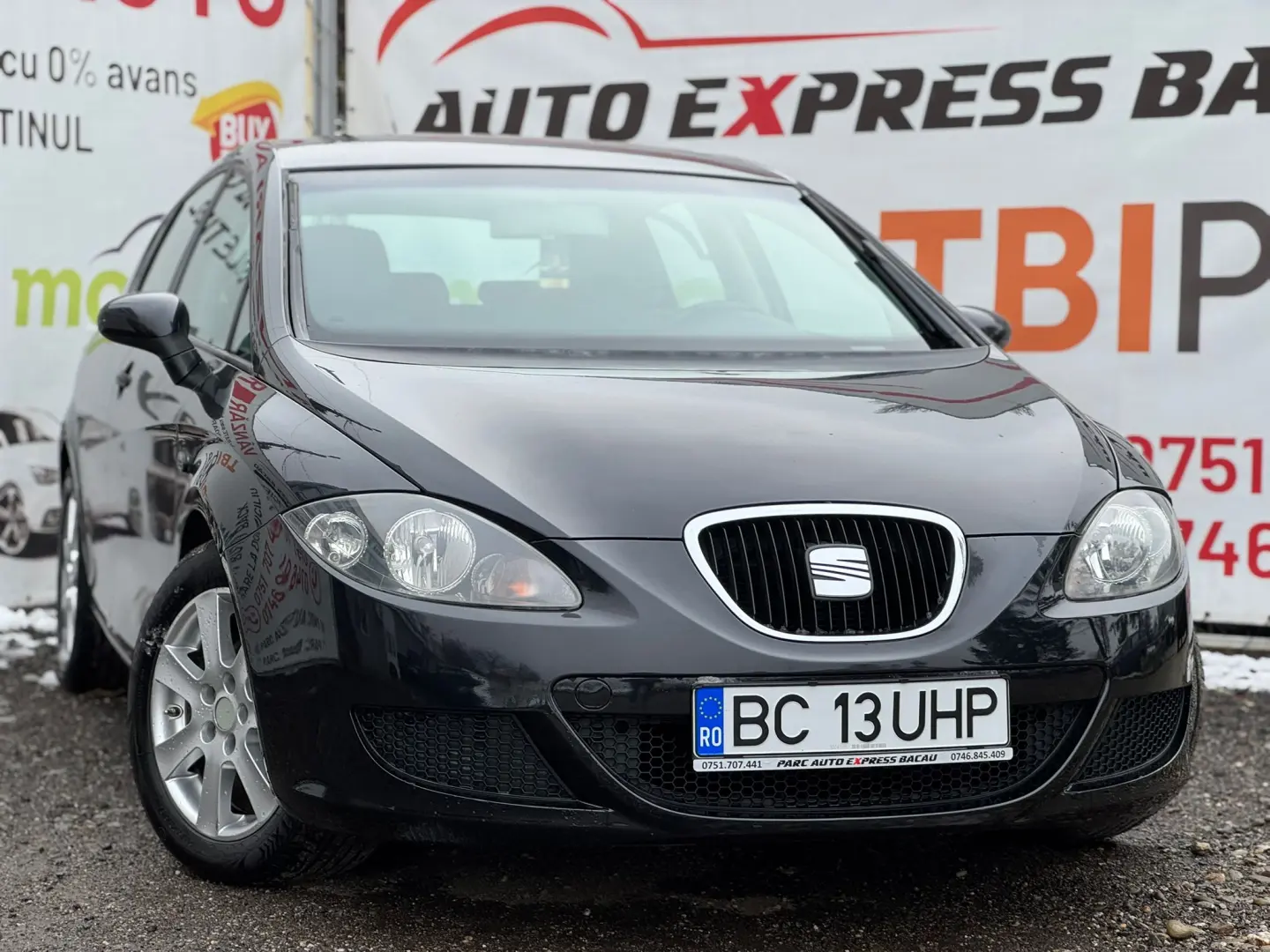 SEAT LEON