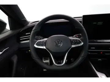 Passat 1.5 TSI eHybrid R-Line Black Style