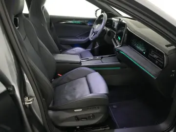 Passat Var 2.0 TSI 4M DSG R-Line Matrix Pano AHK