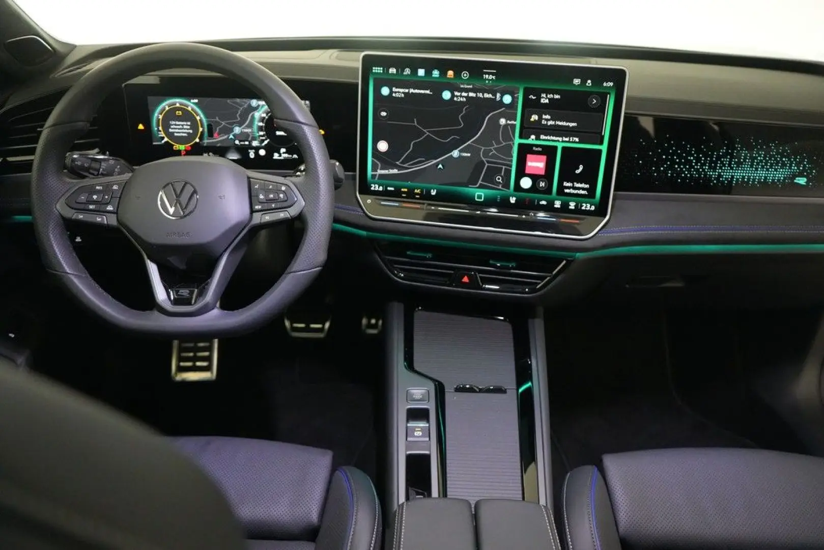 Passat Var 2.0 TSI 4M DSG R-Line Matrix Pano AHK