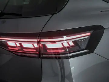 Passat R-Line 1 5 l eHybrid 130 kW 177 PS   85 K
