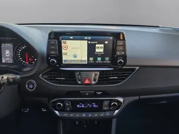 i30 N Fastback Performance NAV PANO KAMERA GARAN