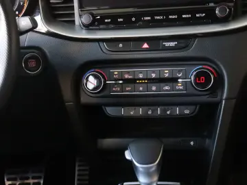 PROCEED 1.6T DCT GT KAMERA 18Z JBL E.SITZ FULL-L