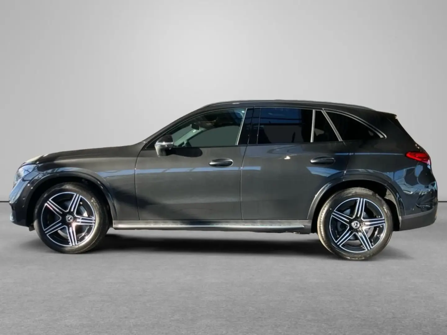 GLC 300 4M AMG AHK Night Sound Pano-Dach LED KAM