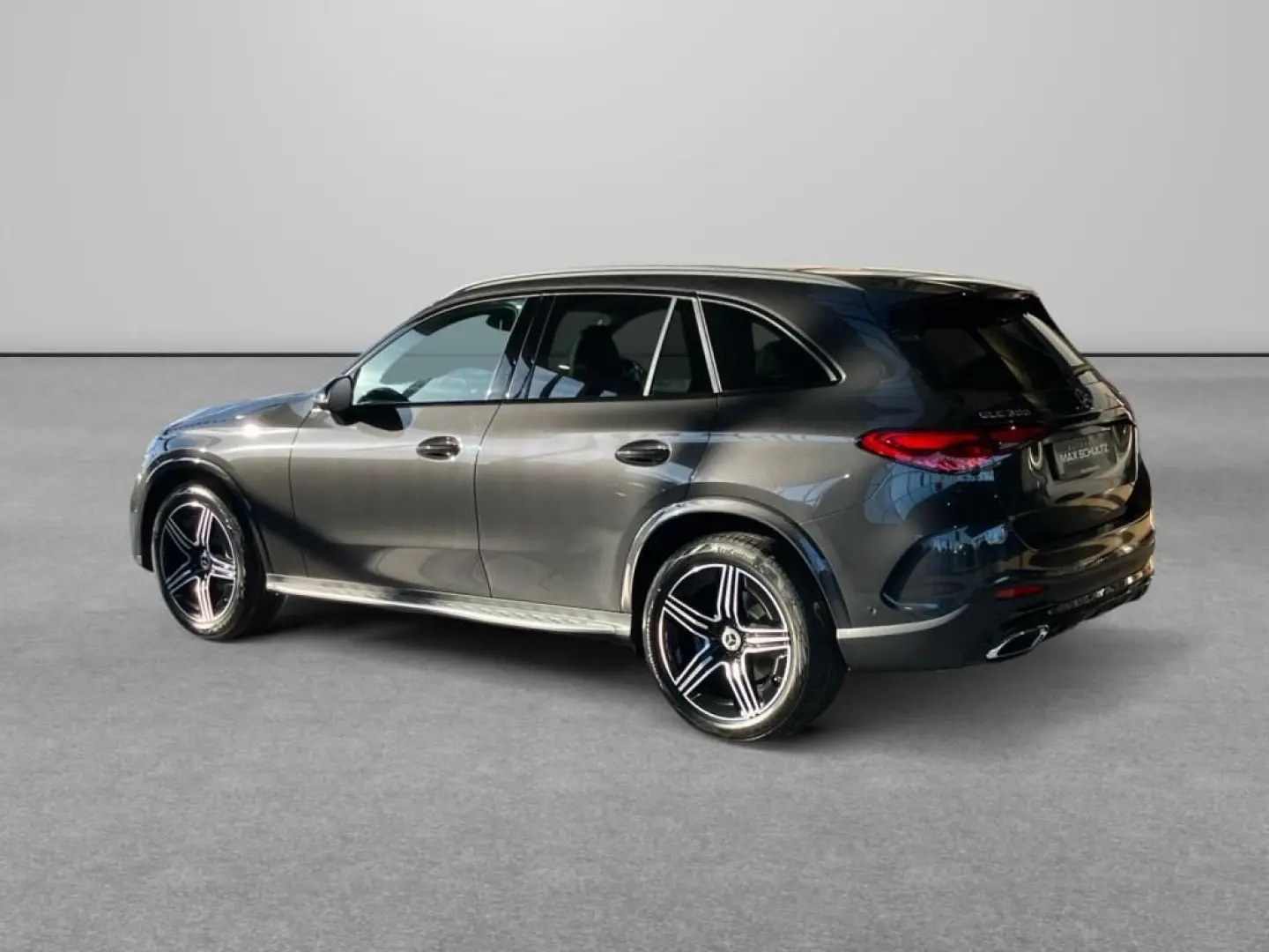 GLC 300 4M AMG AHK Night Sound Pano-Dach LED KAM