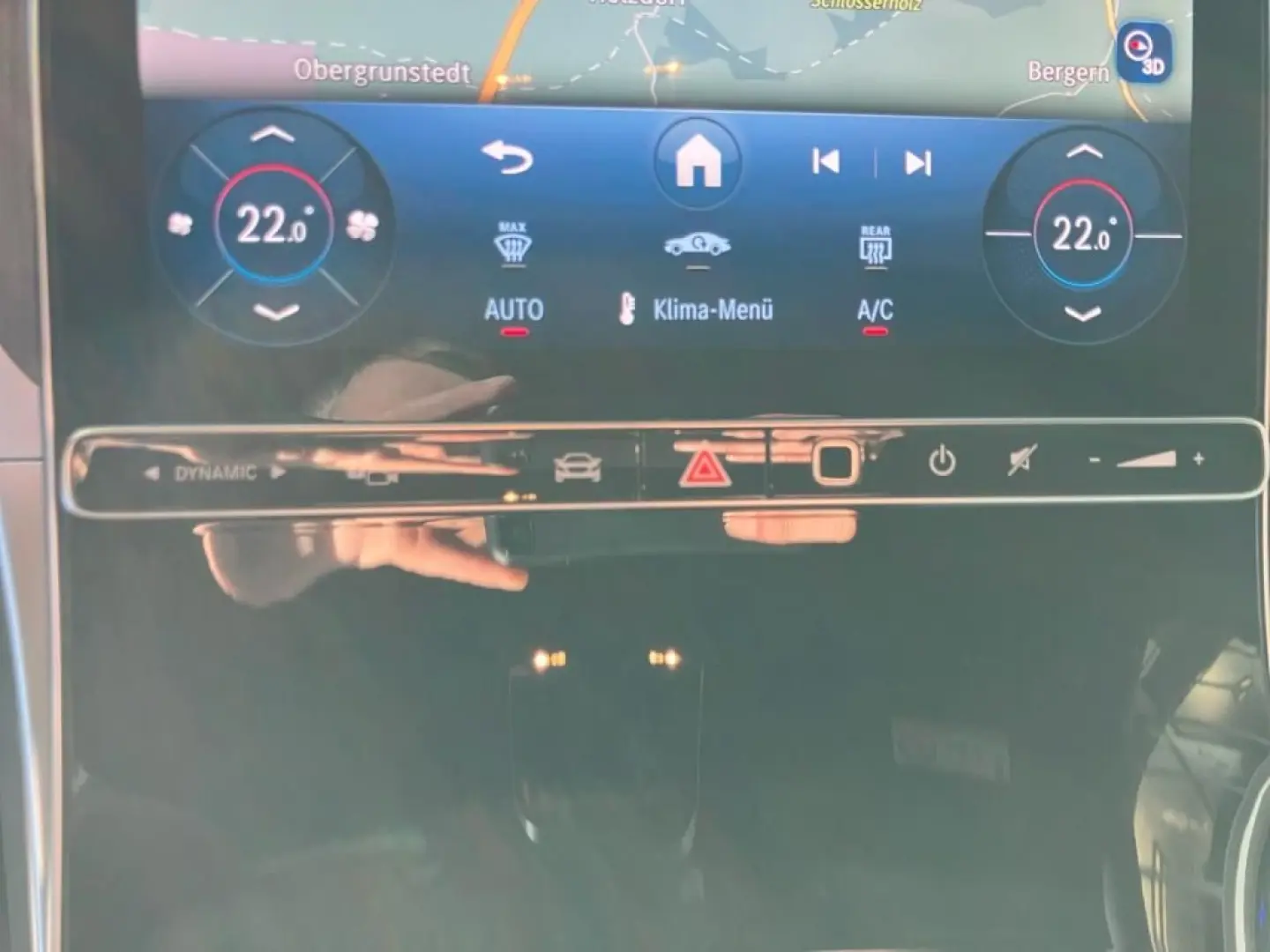 GLC 300 4M AMG AHK Night Sound Pano-Dach LED KAM