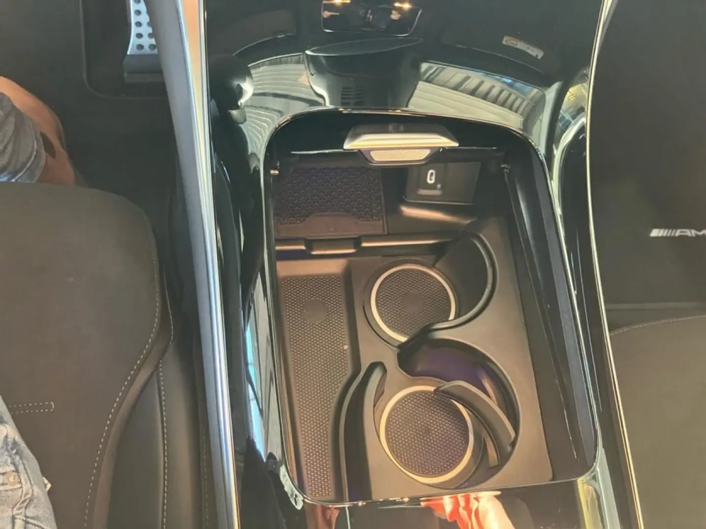 GLC 300 4M AMG AHK Night Sound Pano-Dach LED KAM