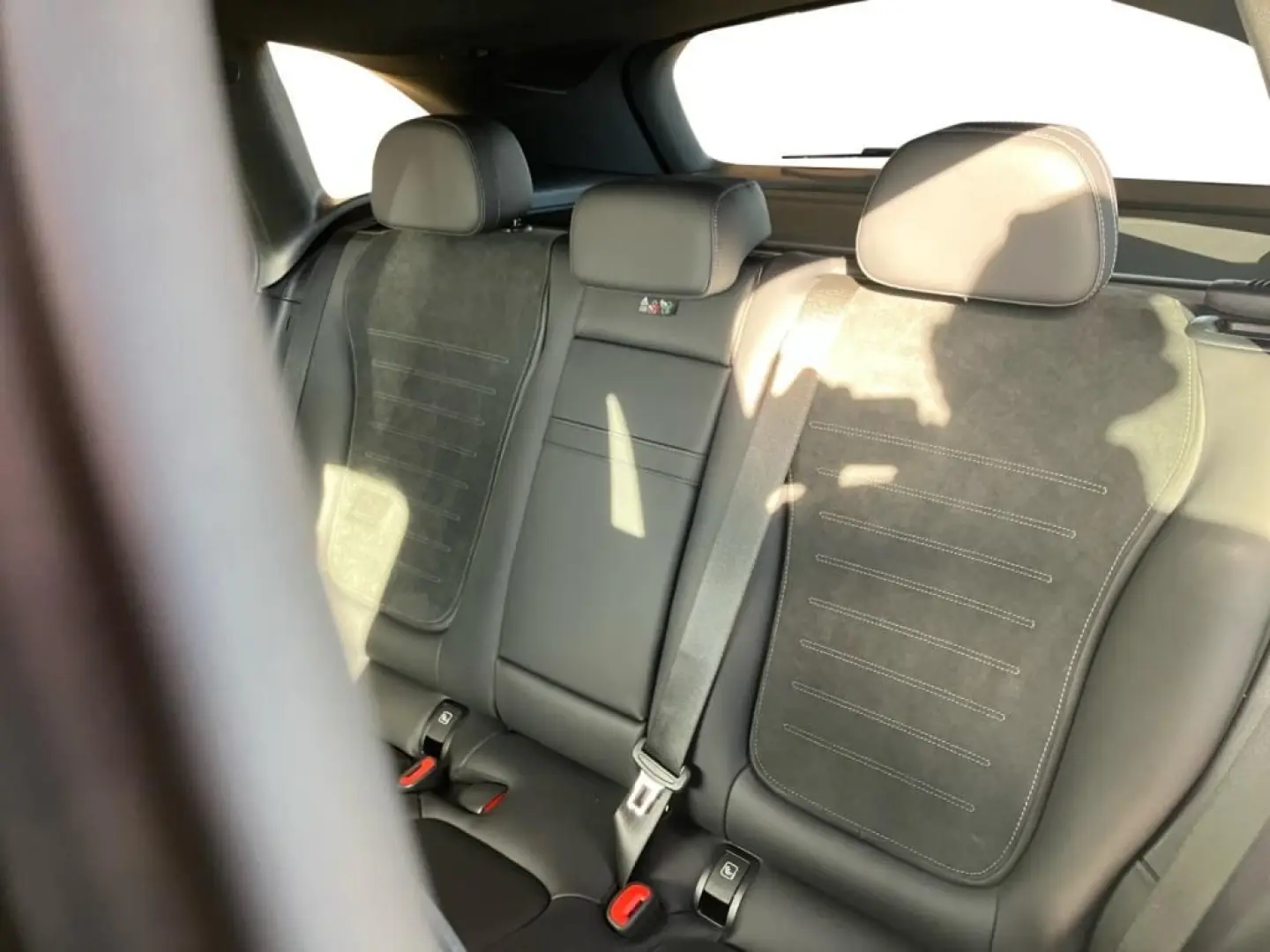 GLC 300 4M AMG AHK Night Sound Pano-Dach LED KAM