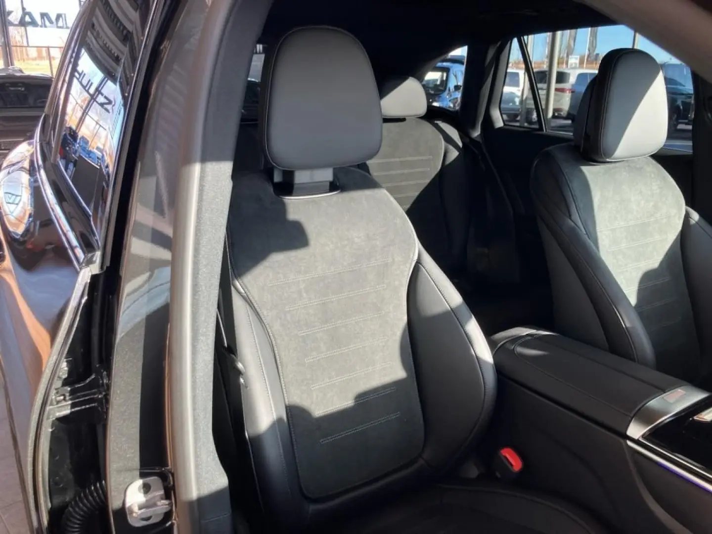 GLC 300 4M AMG AHK Night Sound Pano-Dach LED KAM