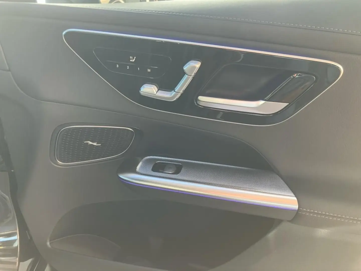 GLC 300 4M AMG AHK Night Sound Pano-Dach LED KAM