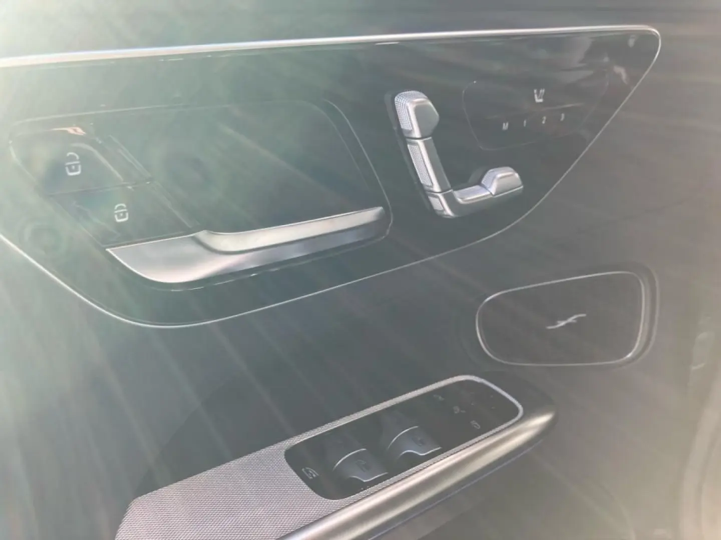 GLC 300 4M AMG AHK Night Sound Pano-Dach LED KAM