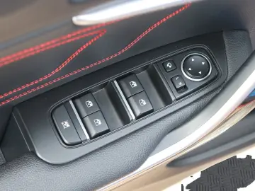 PROCEED 1.6T DCT GT  1.HAND NAV MEMORY LED JBL