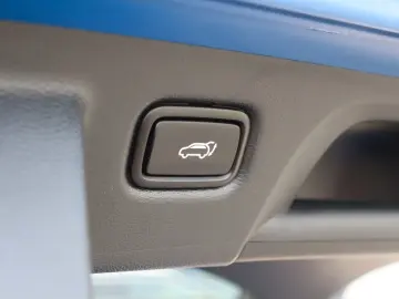 PROCEED 1.6T DCT GT  1.HAND NAV MEMORY LED JBL