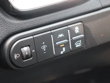 PROCEED 1.6T DCT GT  1.HAND NAV MEMORY LED JBL