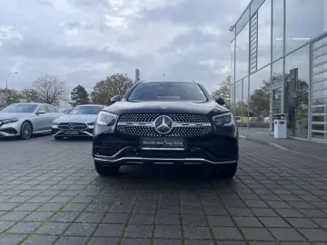 GLC 300 4MATIC AMG BURM FAHRASSIST MULTIBEAM 360