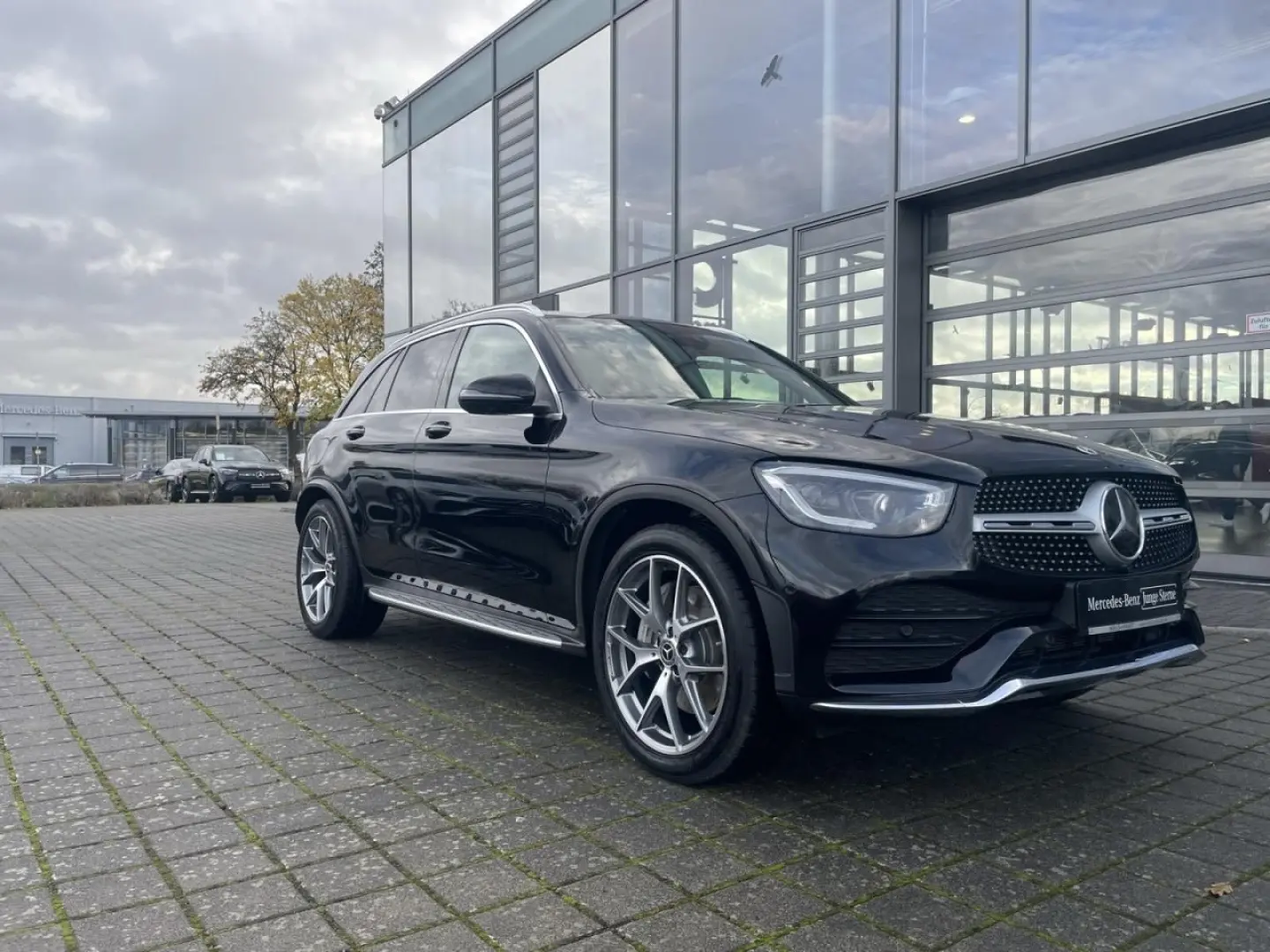 GLC 300 4MATIC AMG BURM FAHRASSIST MULTIBEAM 360