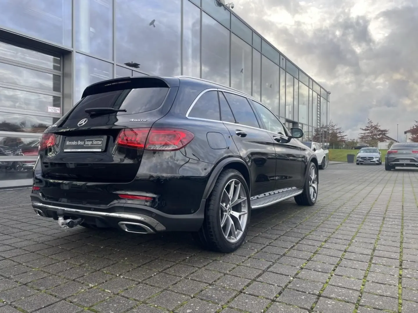 GLC 300 4MATIC AMG BURM FAHRASSIST MULTIBEAM 360