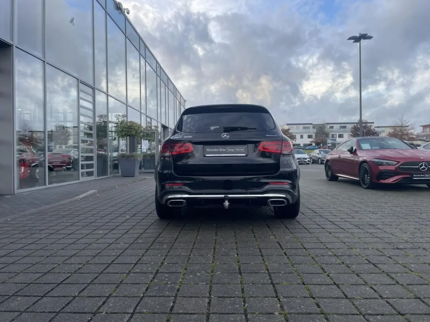 GLC 300 4MATIC AMG BURM FAHRASSIST MULTIBEAM 360