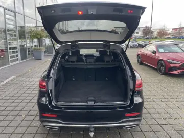 GLC 300 4MATIC AMG BURM FAHRASSIST MULTIBEAM 360