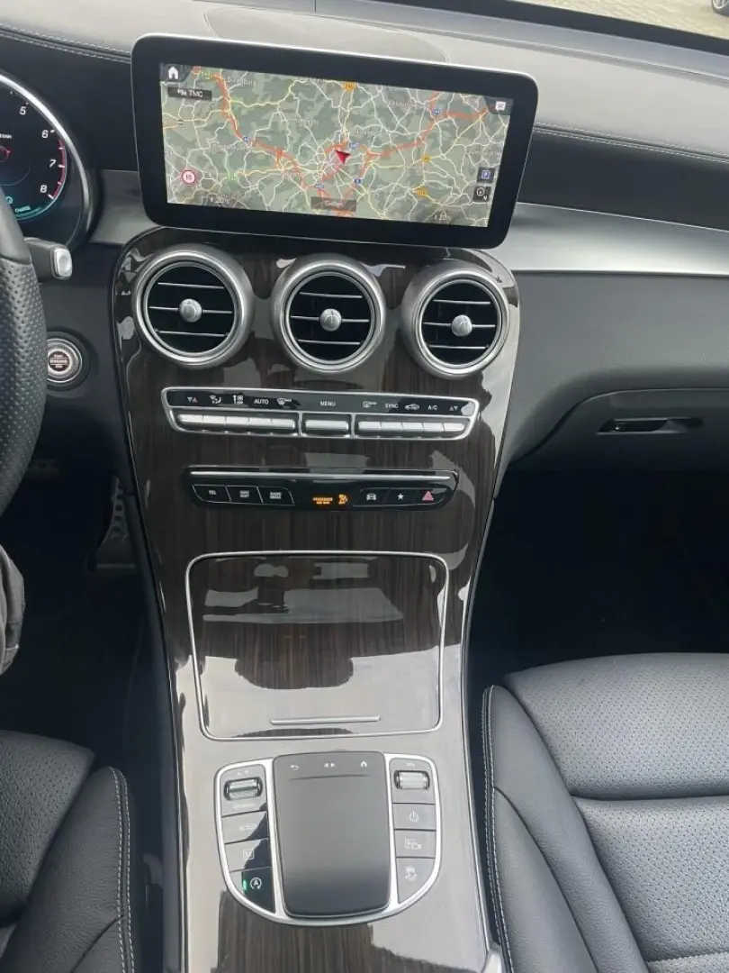 GLC 300 4MATIC AMG BURM FAHRASSIST MULTIBEAM 360