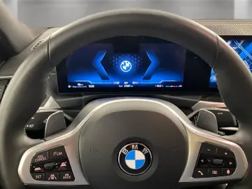 330i xDrive M Sport Standheizung AHK Harman K