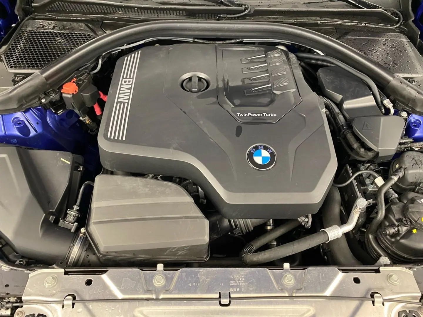 330i xDrive M Sport Standheizung AHK Harman K