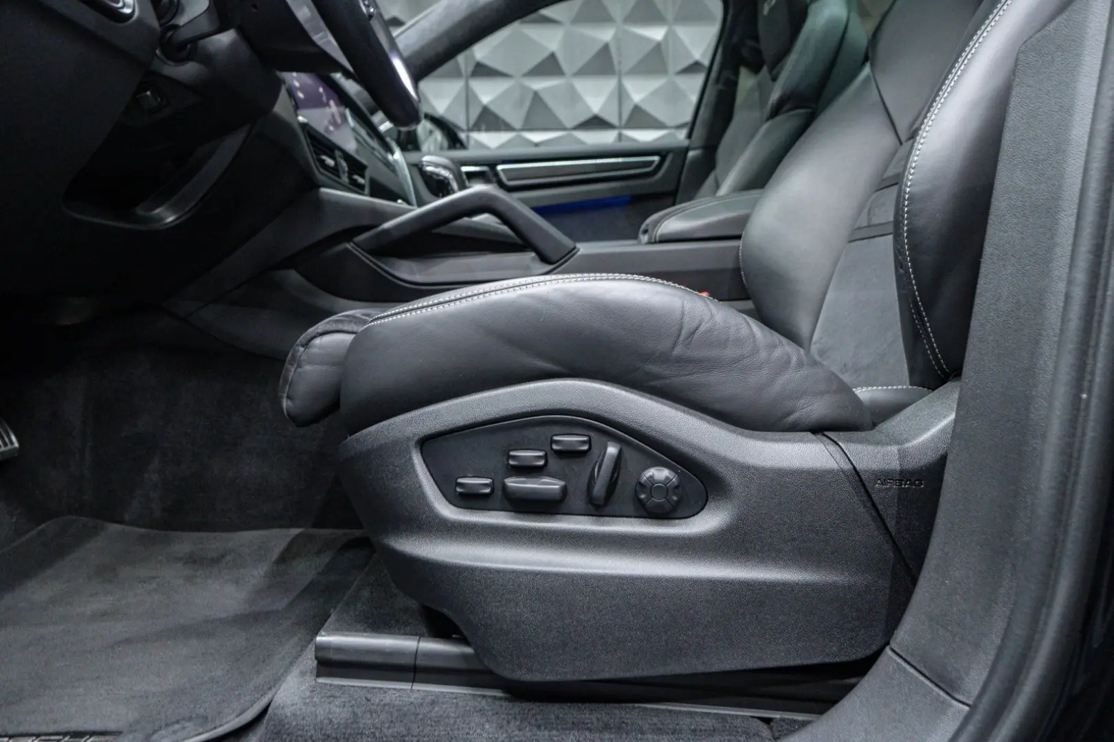 Cayenne Coupe GTS  22Zoll Sport-Design Carbon AC