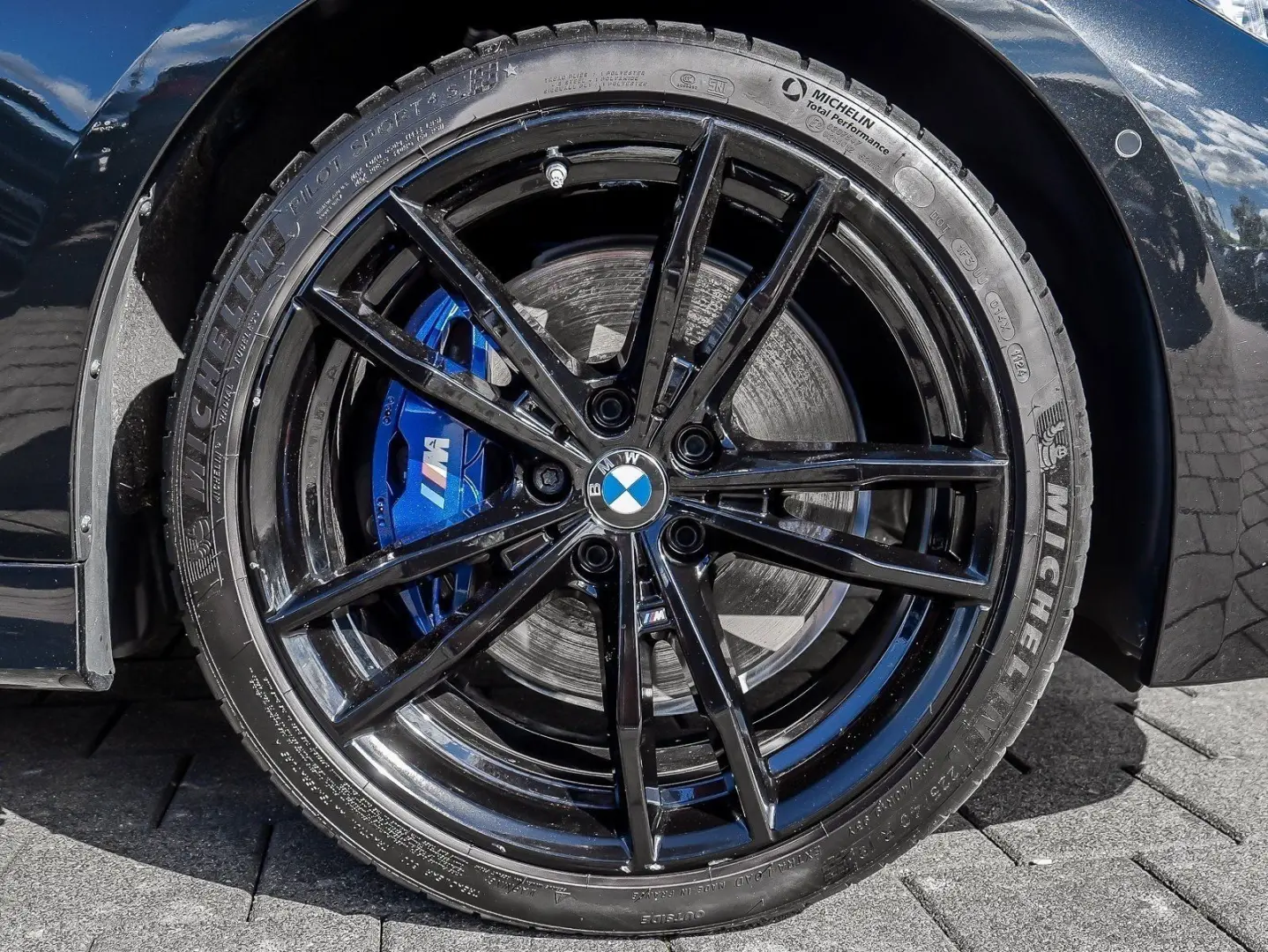 330i xDrive M Sport NAVI LED DAB