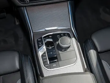 330i xDrive M Sport NAVI LED DAB