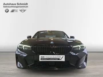 330i xDrive Limousine M Sportpaket Pro 19  LC Pr