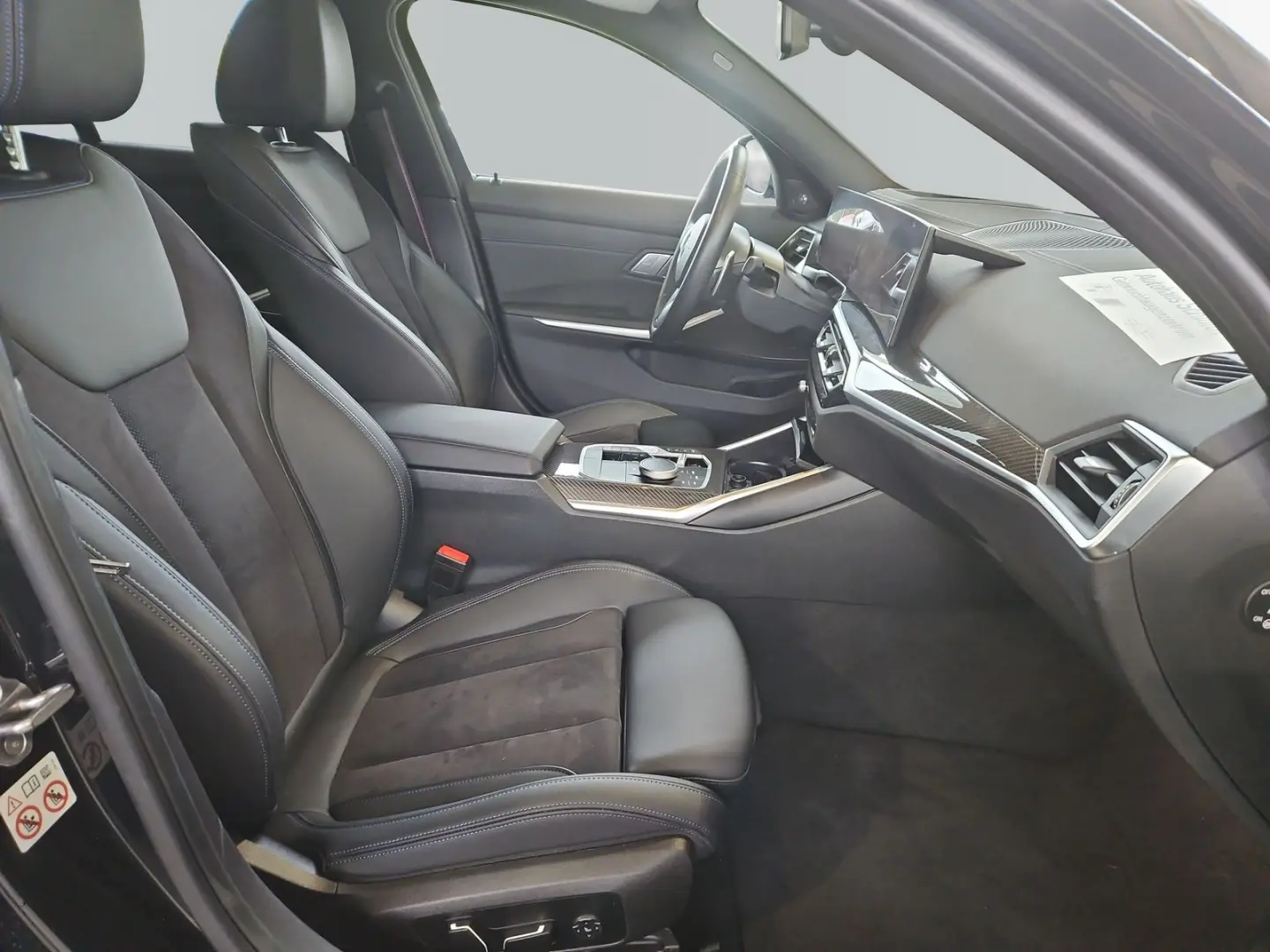 330i xDrive Limousine M Sportpaket Pro 19  LC Pr