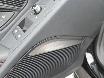 R8 Coupé performance 5.2 FSI qu. S tronic  LEDER