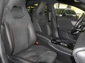 CLA 250 4M AMG-Sport MBeam Distr Cam Keyl Shz 18