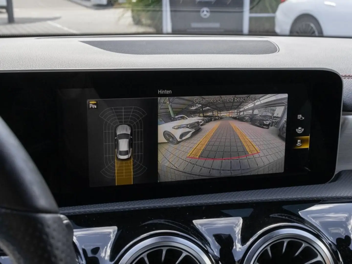 CLA 250 4M AMG-Sport MBeam Distr Cam Keyl Shz 18