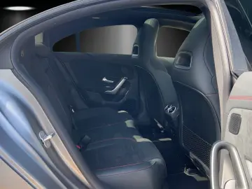 CLA 2504M Coupé AMG DISTRO KeyGo MULTIBEAM Pano