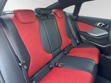 M235 xDrive Gran Coupé  € 1.190 Zubehörbonus