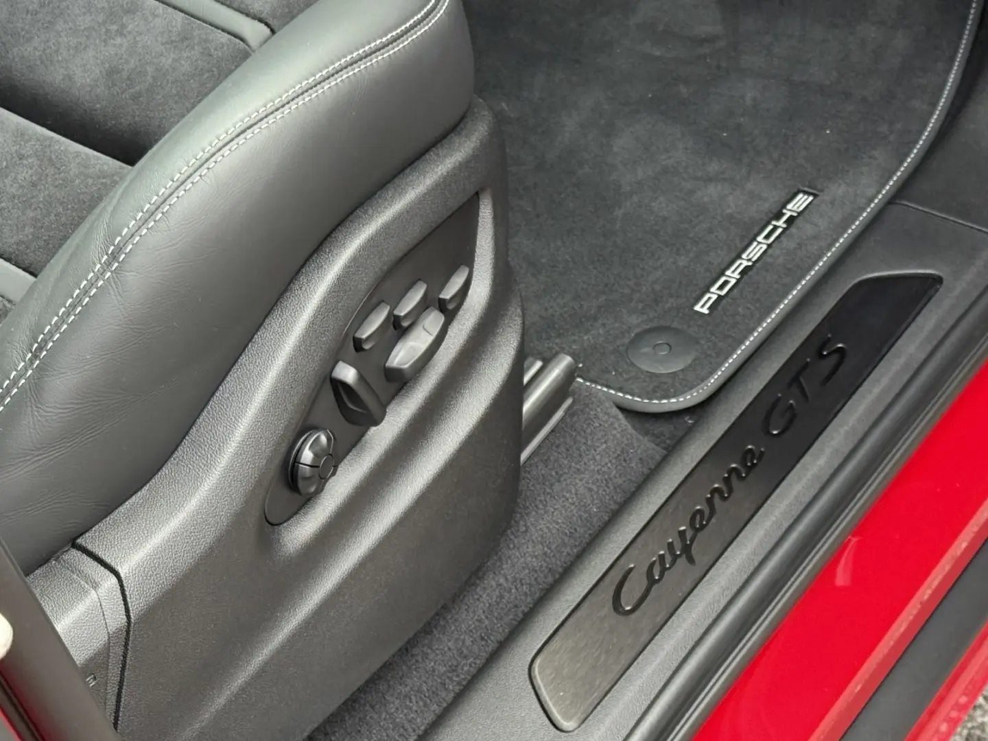 Cayenne  GTS Coupe HEAD-UP BOSE KAMERA360 22 CLA