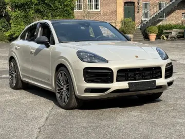 Cayenne GTS Coupe HINTERACHSLENKUNG MATRIX BOSE