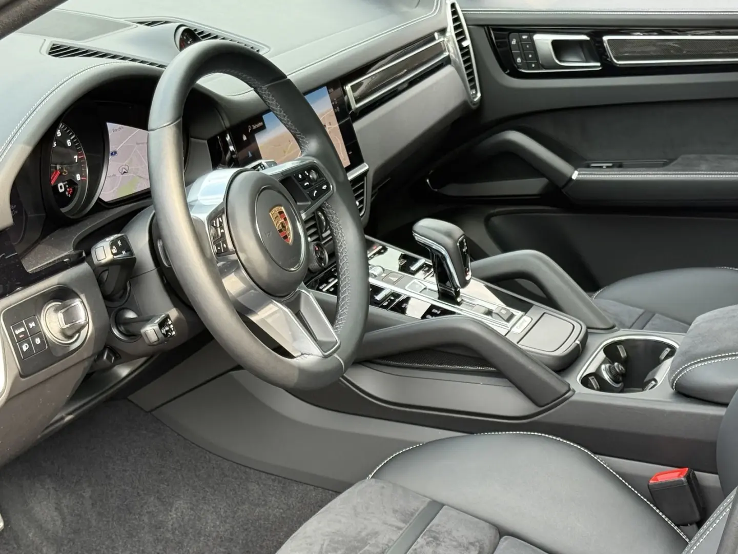 Cayenne GTS Coupe HINTERACHSLENKUNG MATRIX BOSE