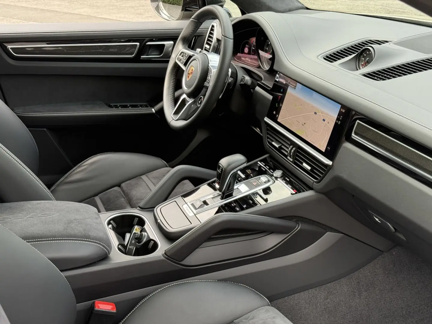 Cayenne GTS Coupe HINTERACHSLENKUNG MATRIX BOSE