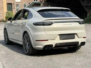 Cayenne GTS Coupe HINTERACHSLENKUNG MATRIX BOSE