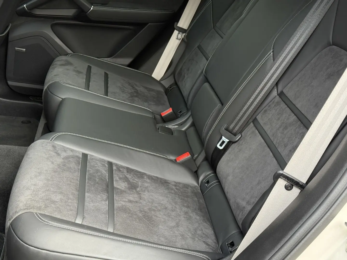 Cayenne GTS Coupe HINTERACHSLENKUNG MATRIX BOSE