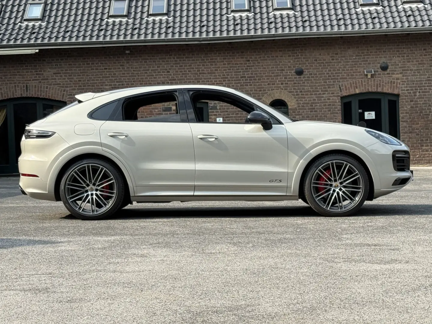 Cayenne GTS Coupe HINTERACHSLENKUNG MATRIX BOSE