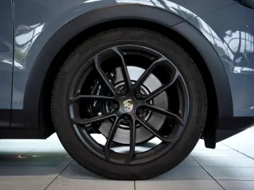 Cayenne S Coupé  1.H  22  S-Abgas  LUFT  BOSE