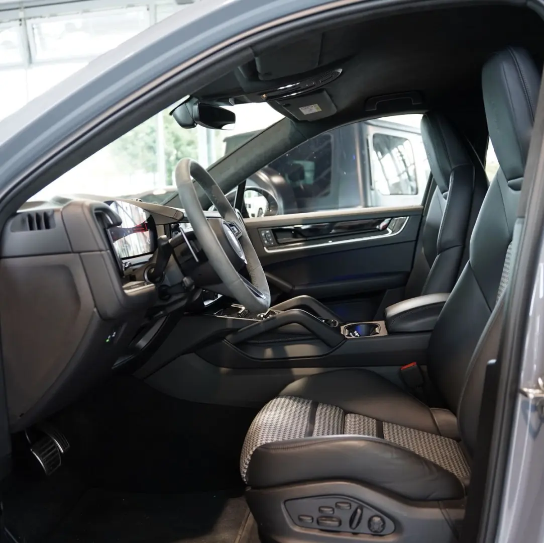 Cayenne S Coupé  1.H  22  S-Abgas  LUFT  BOSE