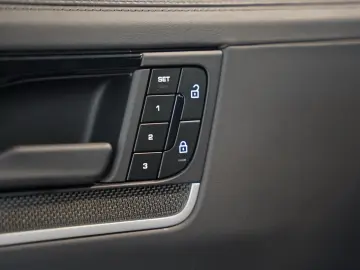 Cayenne S Coupé  1.H  22  S-Abgas  LUFT  BOSE