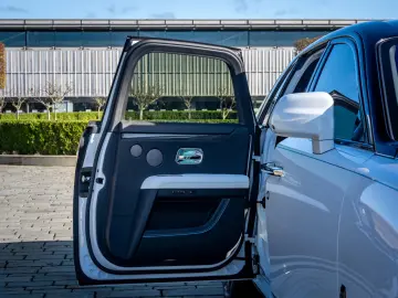 Rolls-Royce Ghost Black Badge  PROVENANCE