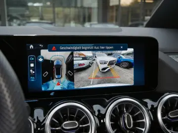 GLA 180   AMG Night Distr AHK Kamer360 Multibeam