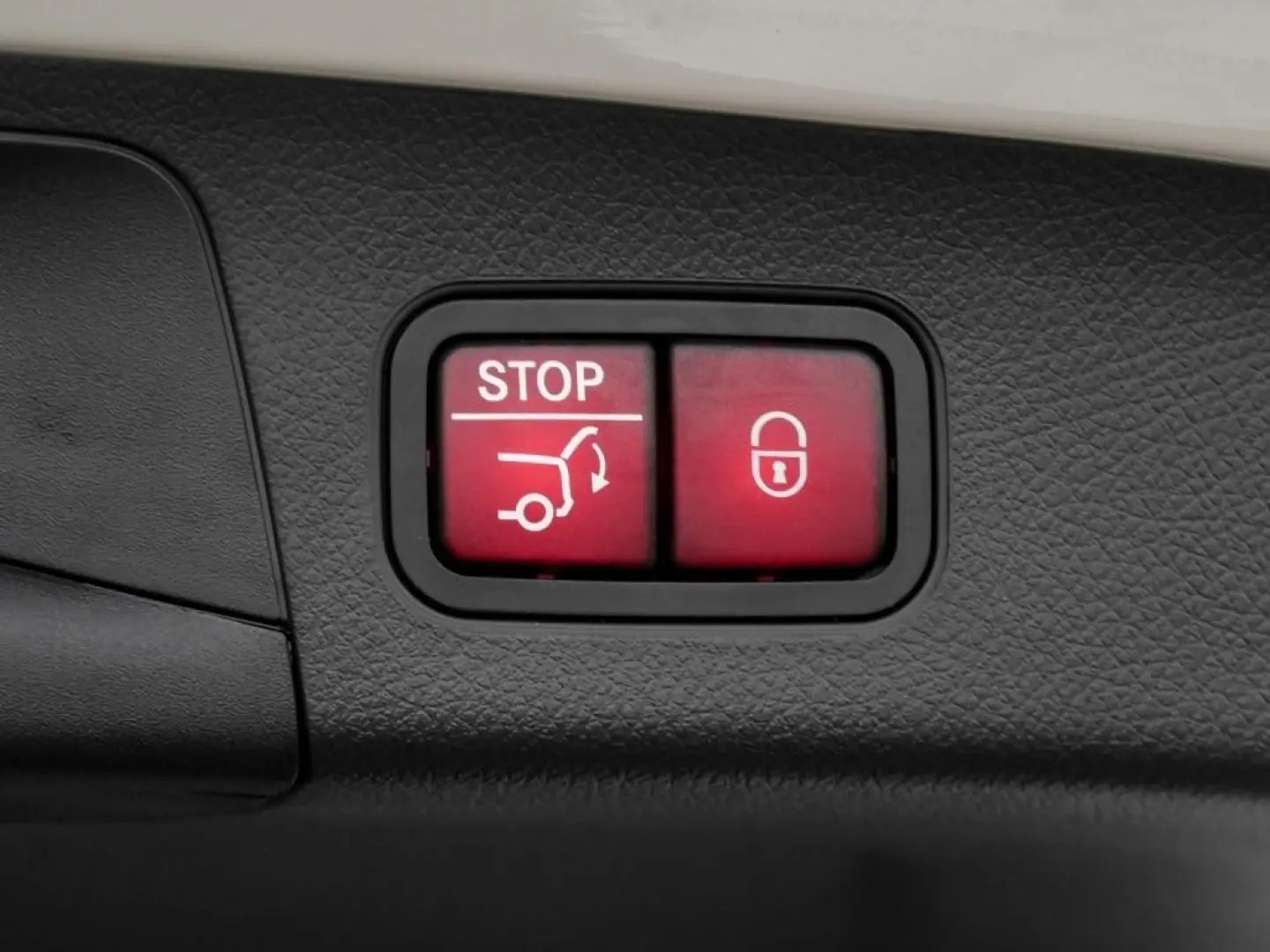 GLA 180 AMG-Sport MLB 360 Pano Night Distr Keyl